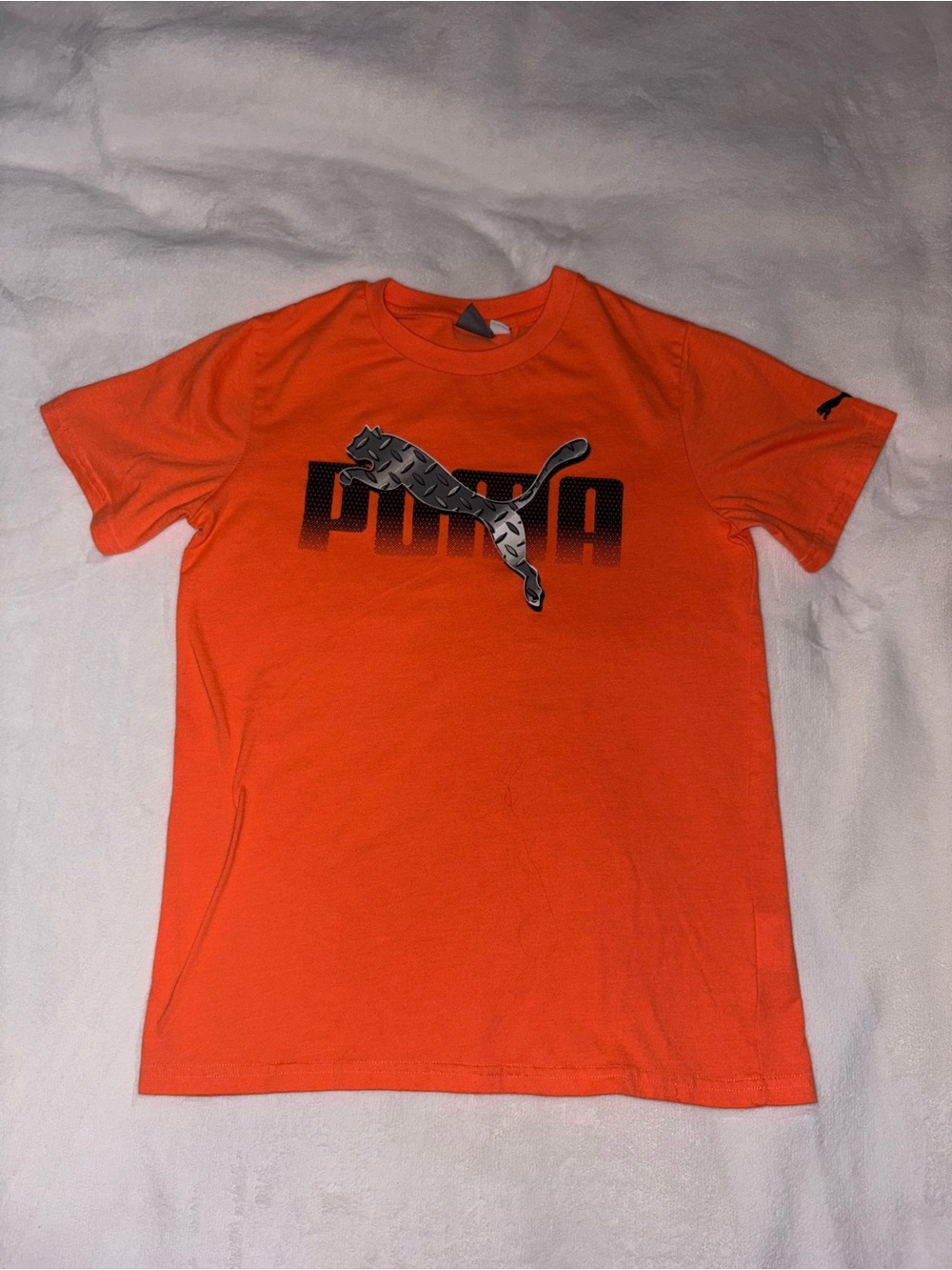 PUMA Orange T-shirt Full Logo (Boys Large)